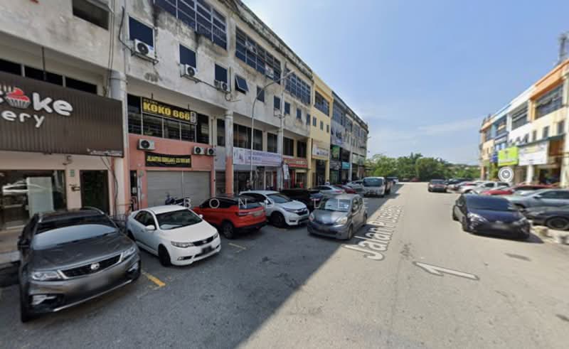 Kedai untuk Dijual di Bandar Country Homes (Rawang) - Bond Lee - Exterior - PropertyGuru.com.my