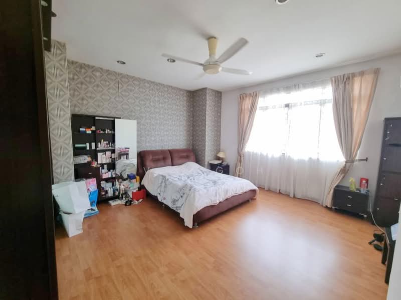 Semi-Detached House for Sale in Taman Mutiara Indah (Puchong) - Evan Goh - Bedroom - PropertyGuru.com.my