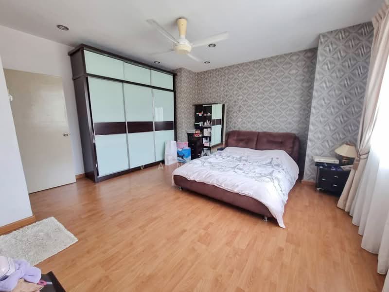 Semi-Detached House for Sale in Taman Mutiara Indah (Puchong) - Evan Goh - Bedroom - PropertyGuru.com.my