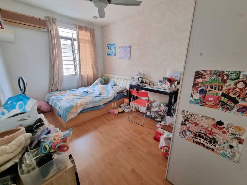 Semi-Detached House for Sale in Taman Mutiara Indah (Puchong) - Evan Goh - Bedroom - PropertyGuru.com.my
