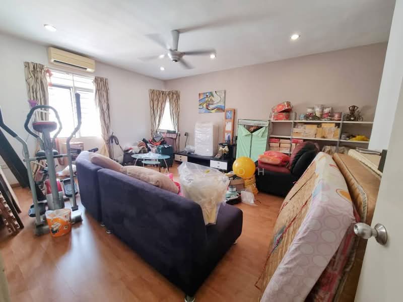 Semi-Detached House for Sale in Taman Mutiara Indah (Puchong) - Evan Goh - Living Room - PropertyGuru.com.my