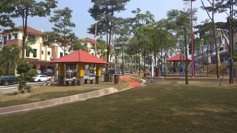 Semi-Detached House for Sale in Bukit Jelutong (Shah Alam) - Hannee Tay - PropertyGuru.com.my
