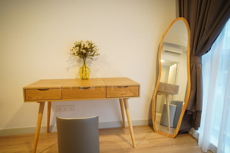 Service Residence for Rent at The Atrium - Stanley Obi - Dressing Table - PropertyGuru.com.my