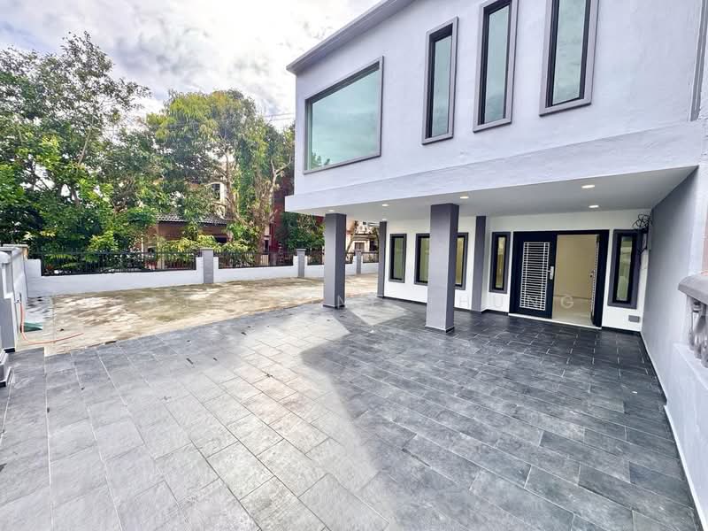 Rumah Berkembar untuk Dijual di Taman Sentosa (Johor Bahru) - Catherine Thung - Exterior - PropertyGuru.com.my
