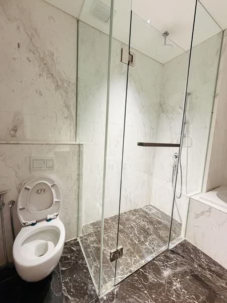 Servis Apartment untuk Dijual di SO Sofitel Kuala Lumpur Residences - Adeline Teh - Bathroom - PropertyGuru.com.my