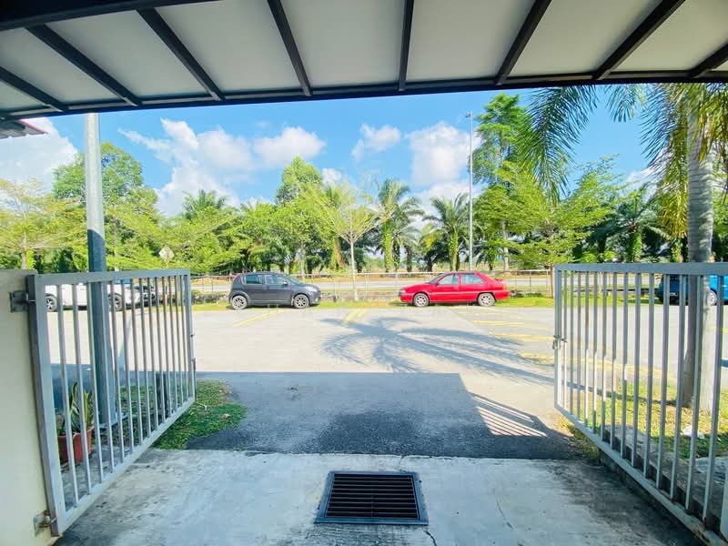 Terraced House for Sale in Banting (Selangor) - Zehan Zaki - PropertyGuru.com.my
