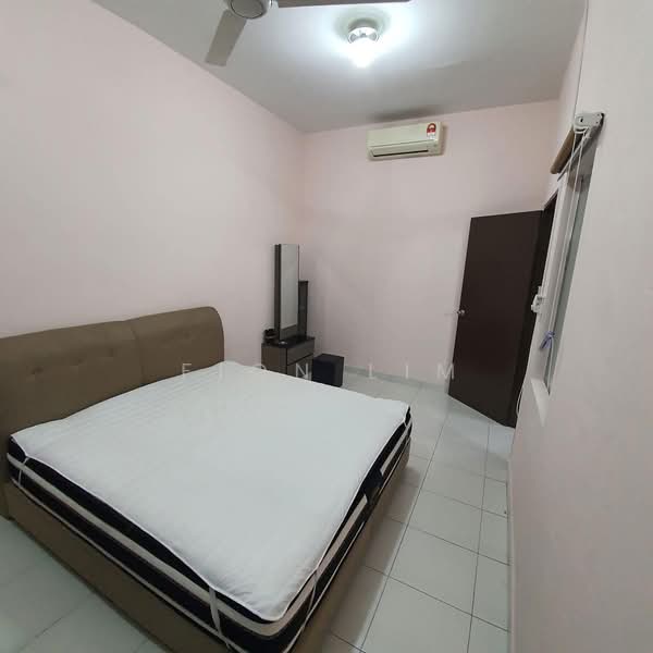 Rumah Teres untuk Disewa di Johor Bahru (Johor) - Fion Lim - Bedroom - PropertyGuru.com.my
