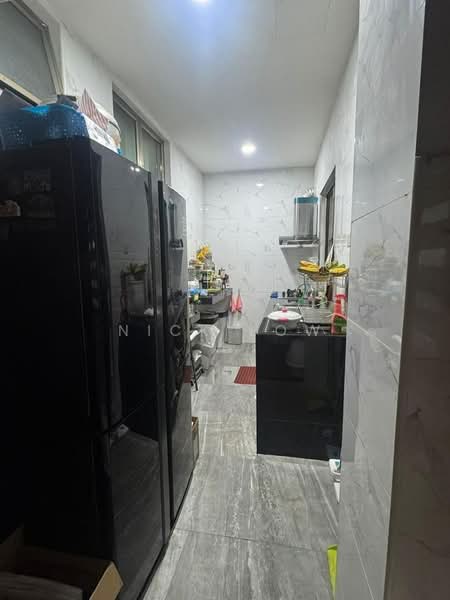 Rumah Teres 2 Tingkat untuk Disewa di Taman Seri Austin (Tebrau) - Nick Low - Kitchen - PropertyGuru.com.my