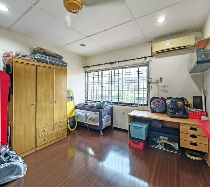Rumah Teres 2 Tingkat untuk Dijual di Taman Pelangi (Johor Bahru) - Ang Boon Chai - Bedroom - PropertyGuru.com.my