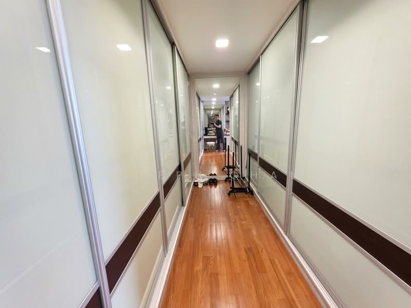 Corridor