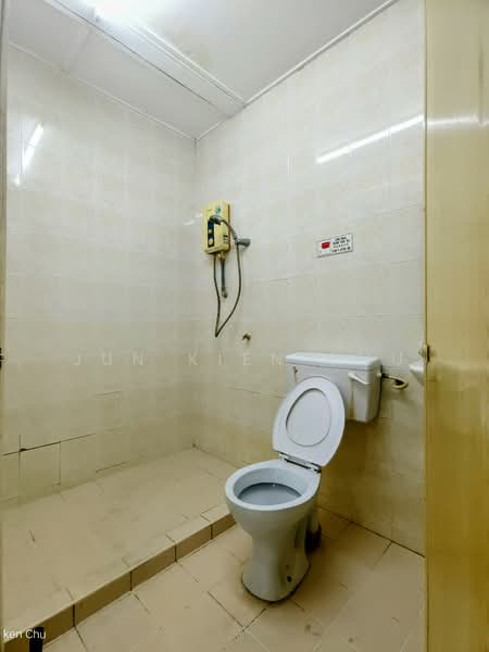 Rumah Teres 2 Tingkat untuk Dijual di Taman Suria Jaya (Cheras) - Jun Kien Chu - Bathroom - PropertyGuru.com.my