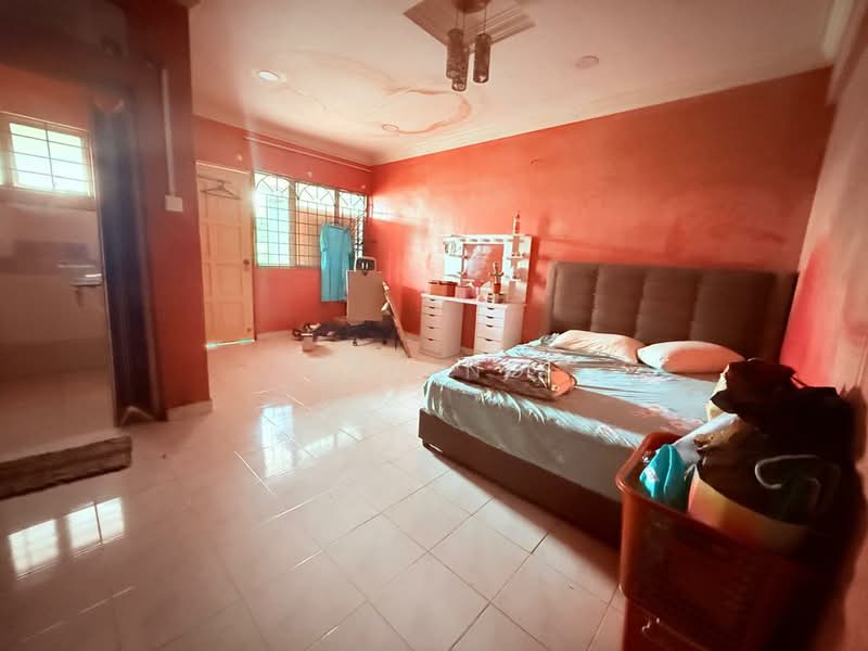 2-storey Terraced House for Sale in Taman Batu Permai (Batu) - Leo Ng - Bedroom - PropertyGuru.com.my