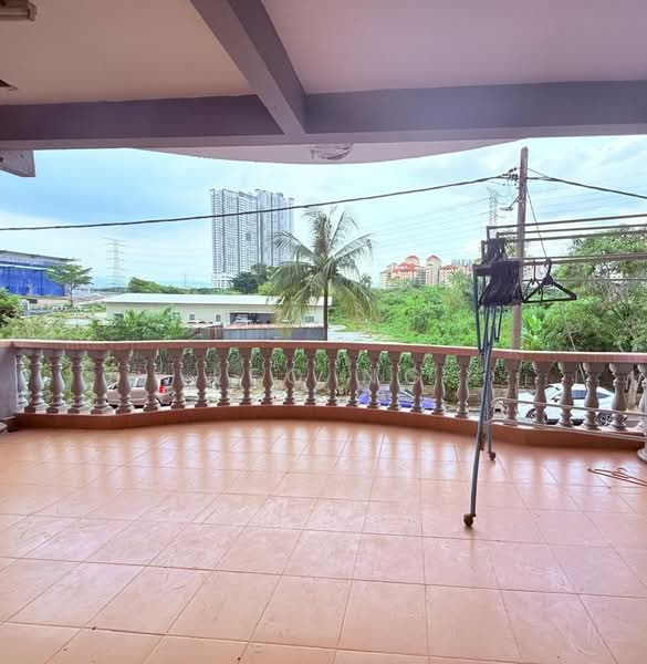 2-storey Terraced House for Sale in Taman Batu Permai (Batu) - Leo Ng - Balcony - PropertyGuru.com.my