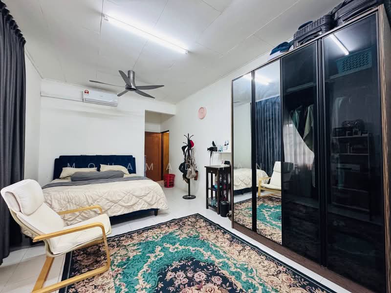 Rumah Banglo untuk Dijual di Jenjarom (Selangor) - Mohamad Hanafi - Bedroom - PropertyGuru.com.my