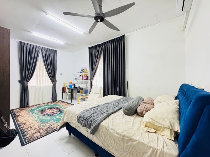 Rumah Banglo untuk Dijual di Jenjarom (Selangor) - Mohamad Hanafi - Bedroom - PropertyGuru.com.my