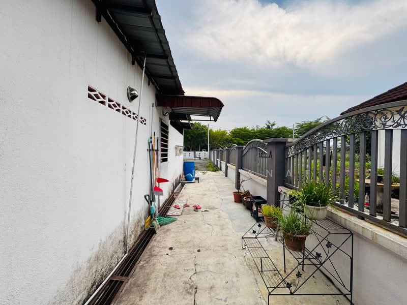 Rumah Banglo untuk Dijual di Jenjarom (Selangor) - Mohamad Hanafi - Exterior - PropertyGuru.com.my