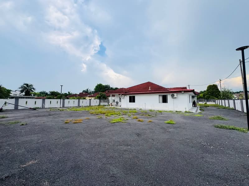 Rumah Banglo untuk Dijual di Jenjarom (Selangor) - Mohamad Hanafi - Exterior - PropertyGuru.com.my