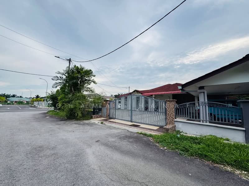 Rumah Banglo untuk Dijual di Jenjarom (Selangor) - Mohamad Hanafi - Exterior - PropertyGuru.com.my