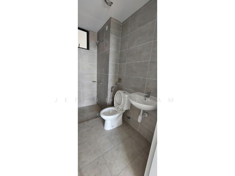 Condominium for Sale at Mizumi Residences - Jeffrey Tham - Bathroom - PropertyGuru.com.my