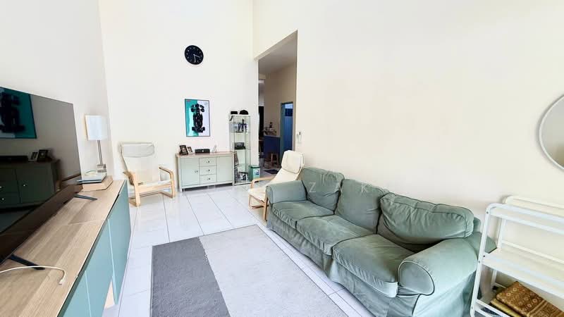 Rumah Teres 1 Tingkat untuk Dijual di Desa Dengkil (Dengkil) - Zehan Zaki - Living Room - PropertyGuru.com.my