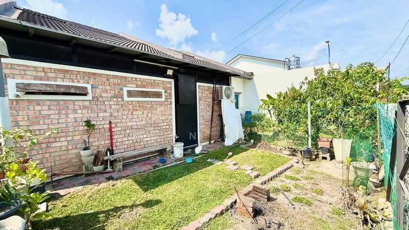 Rumah Teres 1 Tingkat untuk Dijual di Desa Dengkil (Dengkil) - Zehan Zaki - Exterior - PropertyGuru.com.my