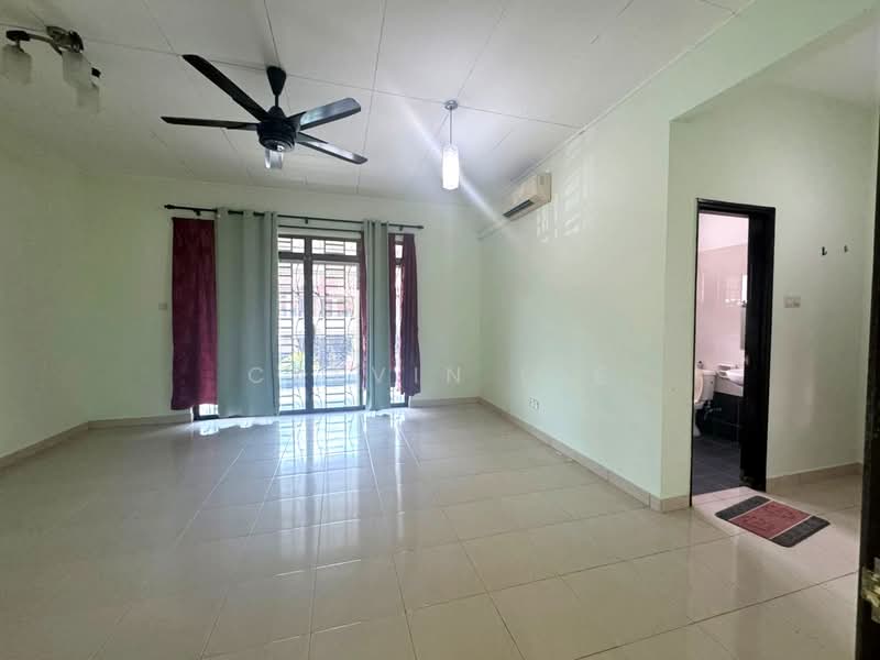 2-storey Terraced House for Sale in Bandar Dato Onn (Tebrau) - Calvin Lee - Living Room - PropertyGuru.com.my