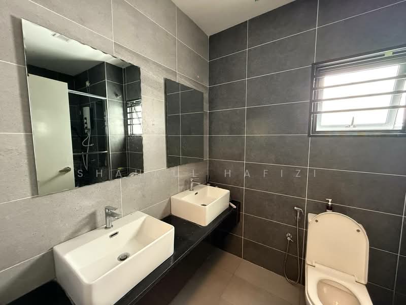 2-storey Terraced House for Sale in Cyber 10 (Cyberjaya) - Shahrul Hafizi - Bathroom - PropertyGuru.com.my