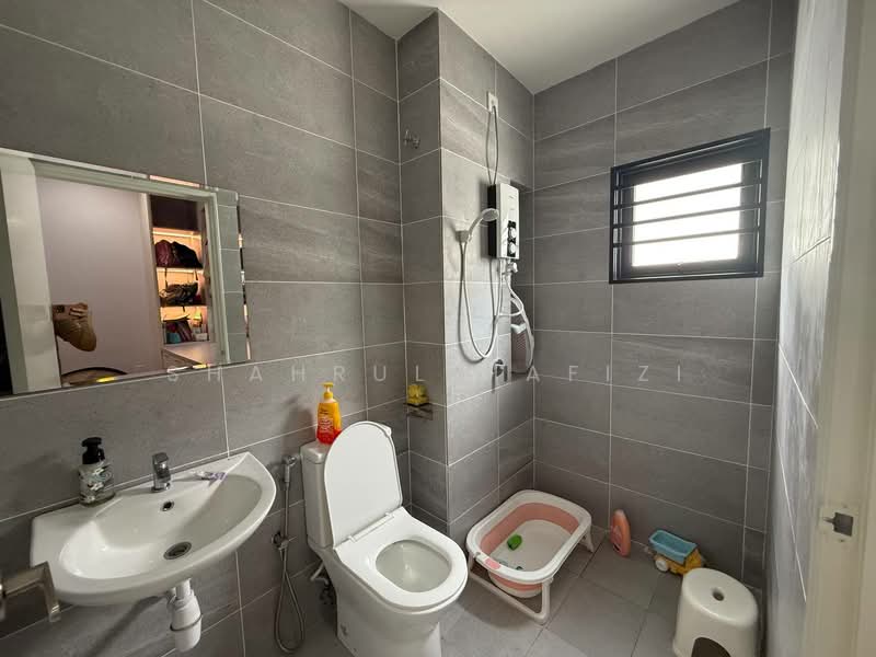2-storey Terraced House for Sale in Cyber 10 (Cyberjaya) - Shahrul Hafizi - Bathroom - PropertyGuru.com.my