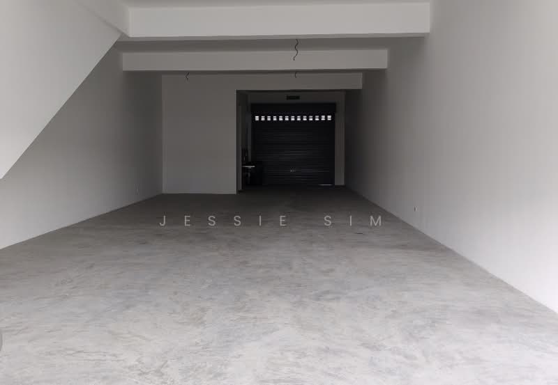 Shop for Rent in Bandar Rimbayu (Telok Panglima Garang) - Jessie Sim - Interior - PropertyGuru.com.my
