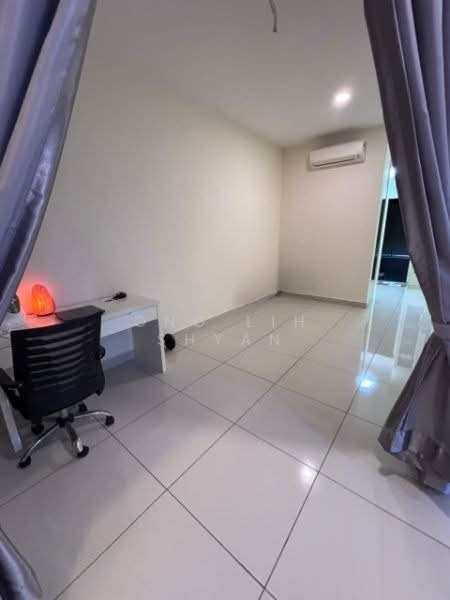 3-storey Terraced House for Sale in Taman Nusa Sentral (Iskandar Puteri (Nusajaya)) - Ong Lih Shyan - Study - PropertyGuru.com.my