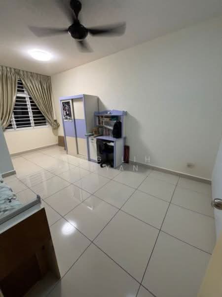 3-storey Terraced House for Sale in Taman Nusa Sentral (Iskandar Puteri (Nusajaya)) - Ong Lih Shyan - Study - PropertyGuru.com.my
