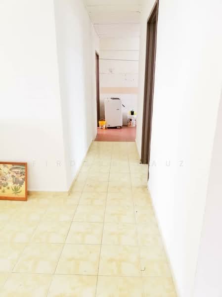 Apartment for Sale at Putra Damai - Firdaus Dauz - Corridor - PropertyGuru.com.my