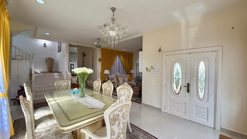 Bungalow for Sale in Dengkil (Selangor) - Mohd Faizal - Dining Room - PropertyGuru.com.my