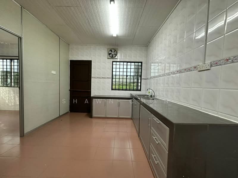 Rumah Teres 1 Tingkat untuk Disewa di Taman Pelangi (Johor Bahru) - Shawn Chan - Kitchen - PropertyGuru.com.my