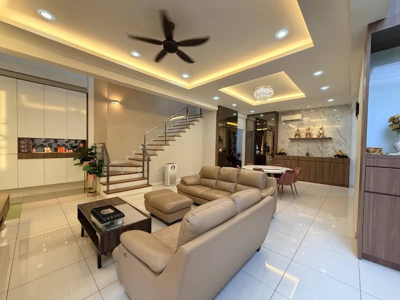 Rumah Berkembar untuk Dijual di 16 Sierra (Puchong) - Evelle Chan - Living Room - PropertyGuru.com.my