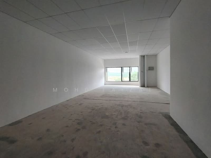 Shop for Rent in Dengkil (Selangor) - Mohd Faizal - Interior - PropertyGuru.com.my