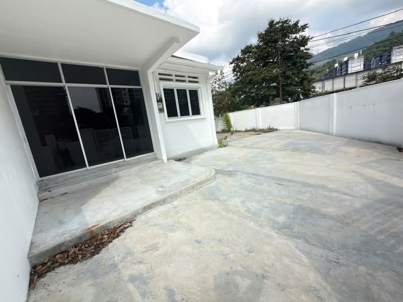 Rumah Teres 1 Tingkat untuk Dijual di Taman Padang Tembak (Ayer Itam) - Darren Lye - Exterior - PropertyGuru.com.my