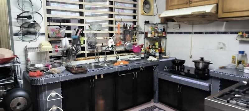 Rumah Teres 2 Tingkat untuk Dijual di Bukit Indah (Ampang) - Hani Hamzah - Kitchen - PropertyGuru.com.my