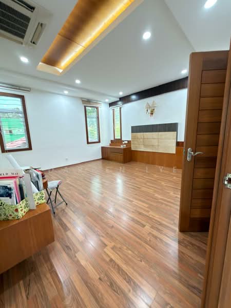 Rumah Banglo untuk Dijual di Kawasan Perumahan Sungai Emas (Batu Ferringhi) - Darren Lye - Bedroom - PropertyGuru.com.my