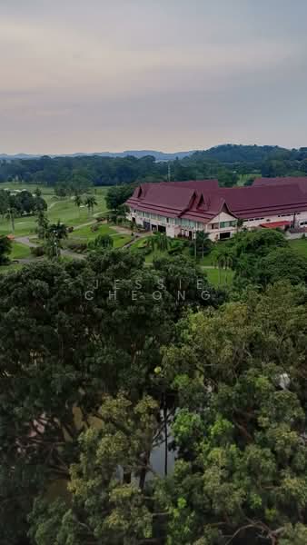 Kondominium untuk Dijual di A'famosa D'Savoy - Jessie Cheong - Exterior - PropertyGuru.com.my
