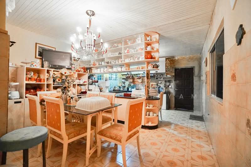 Link Bungalow for Sale in Taman Melawati (Ulu Kelang) - Amierul Hisyam - Kitchen - PropertyGuru.com.my