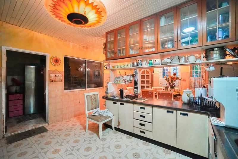 Link Bungalow for Sale in Taman Melawati (Ulu Kelang) - Amierul Hisyam - Kitchen - PropertyGuru.com.my