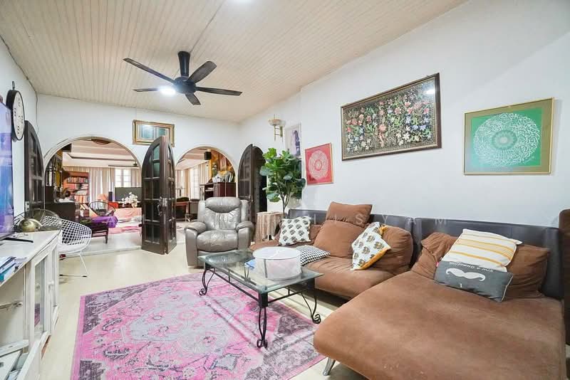 Link Bungalow for Sale in Taman Melawati (Ulu Kelang) - Amierul Hisyam - Living Room - PropertyGuru.com.my