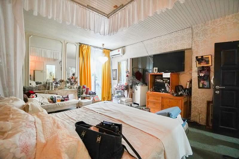 Link Bungalow for Sale in Taman Melawati (Ulu Kelang) - Amierul Hisyam - Bedroom - PropertyGuru.com.my