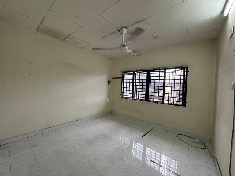 Rumah Teres 2 Tingkat untuk Disewa di Taman Pelangi (Johor Bahru) - Alen Tan - PropertyGuru.com.my