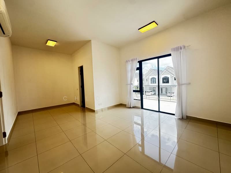 Rumah Teres 2 Tingkat untuk Dijual di Taman Ekoflora (Johor Bahru) - Chloe Chin - Living Room - PropertyGuru.com.my