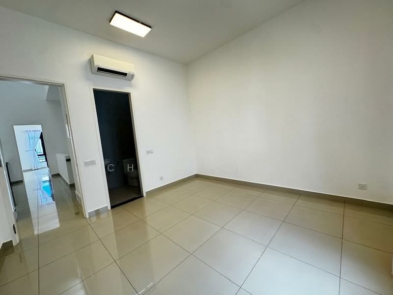 Rumah Teres 2 Tingkat untuk Dijual di Taman Ekoflora (Johor Bahru) - Chloe Chin - Interior - PropertyGuru.com.my
