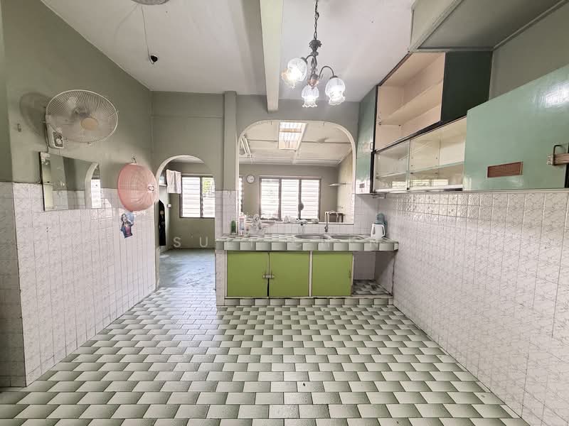 2-storey Terraced House for Sale in Taman Desa (Kuala Lumpur) - Suli Chin - Kitchen - PropertyGuru.com.my