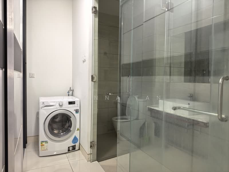 Servis Apartment untuk Disewa di Bayberry @ Tropicana Gardens - Joanna Tan - Bathroom - PropertyGuru.com.my