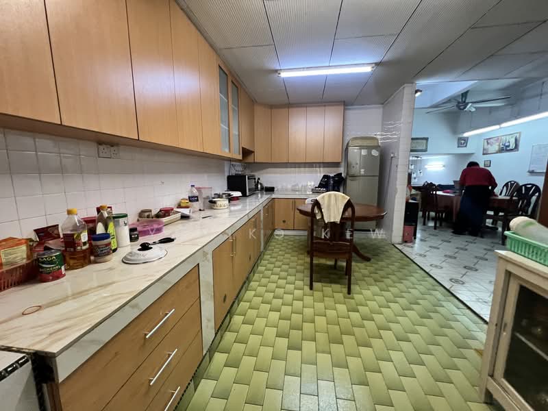 2-storey Terraced House for Sale in Damansara Heights (Damansara Heights) - Yumiko Kew - Kitchen - PropertyGuru.com.my